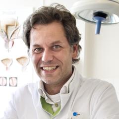 Drs. J.J.I. Brandenburg - Uroloog