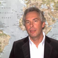 Drs. A.M.J. Lucassen - Cardioloog