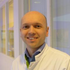 Drs. M. Majidi - Cardioloog