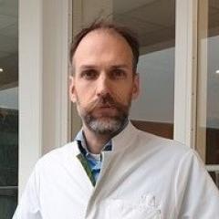 P.Ph. van den Broek - oogarts